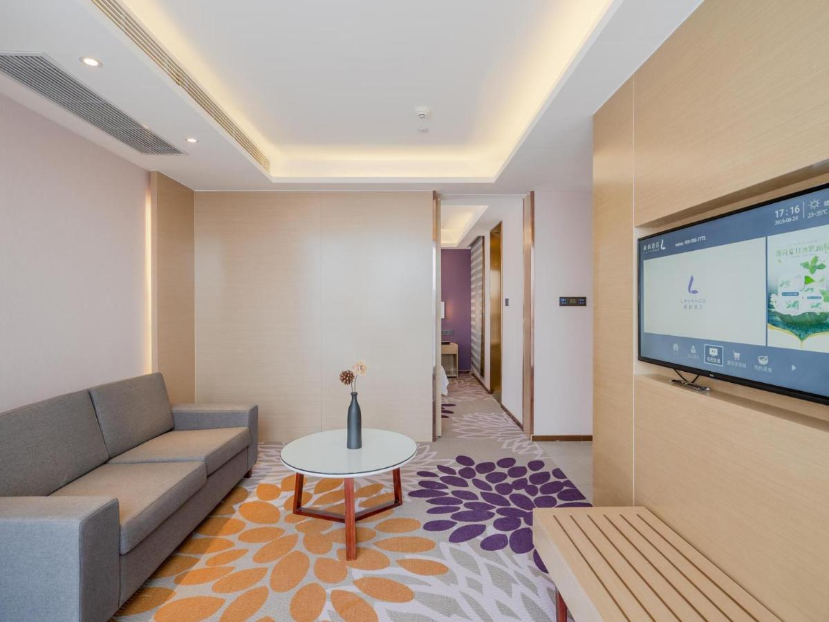 Lavande Hotel Luzhou Wanda Plaza Southwest Commercial City Esterno foto